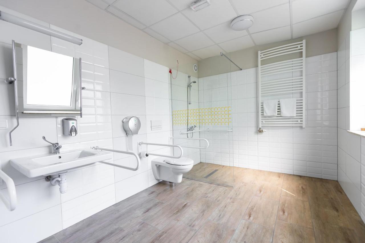 טארנאו Centrum Rehabilitacji Spolecznej I Zawodowej Zaz Sloneczne Wzgorze מראה חיצוני תמונה